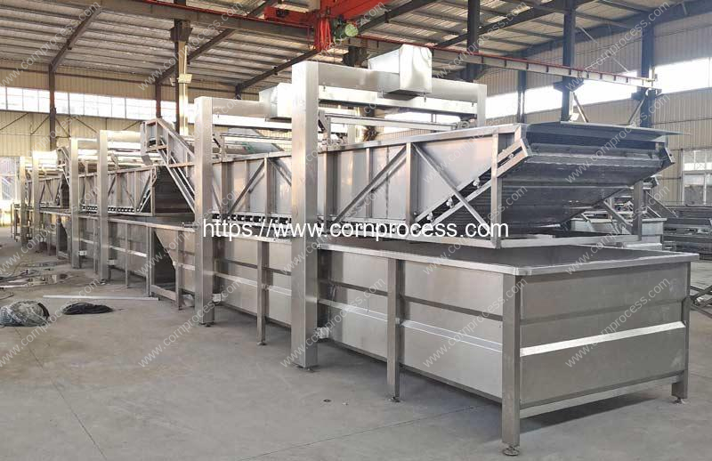 Automatic-Vegetable-Hot-Water-Blanching-Machine-with-Tank-Lift-Crane-for-Sale