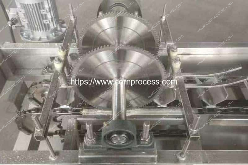 Automatic-Corn-Double-Head-Top-and-Tail-Cutting-Machine-Blade-for-Australia-Customer